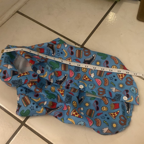 Small collared dog button down - Picture 4 of 6